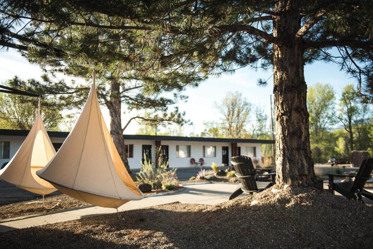 Amigo Motor Lodge Salida Exterior photo